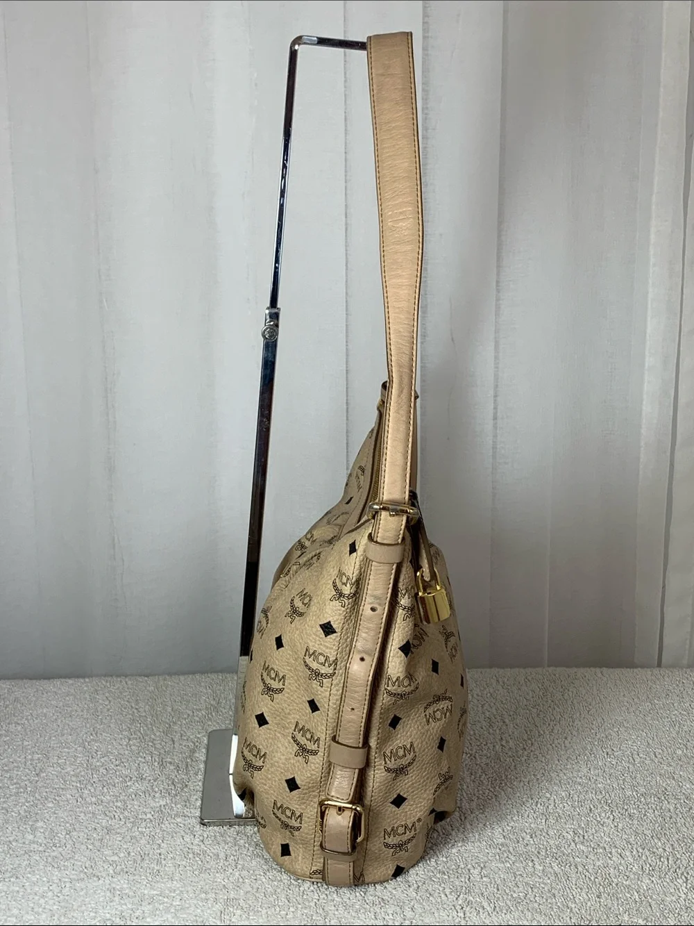 GUC MCM Beige Visetos Hobo Bag
